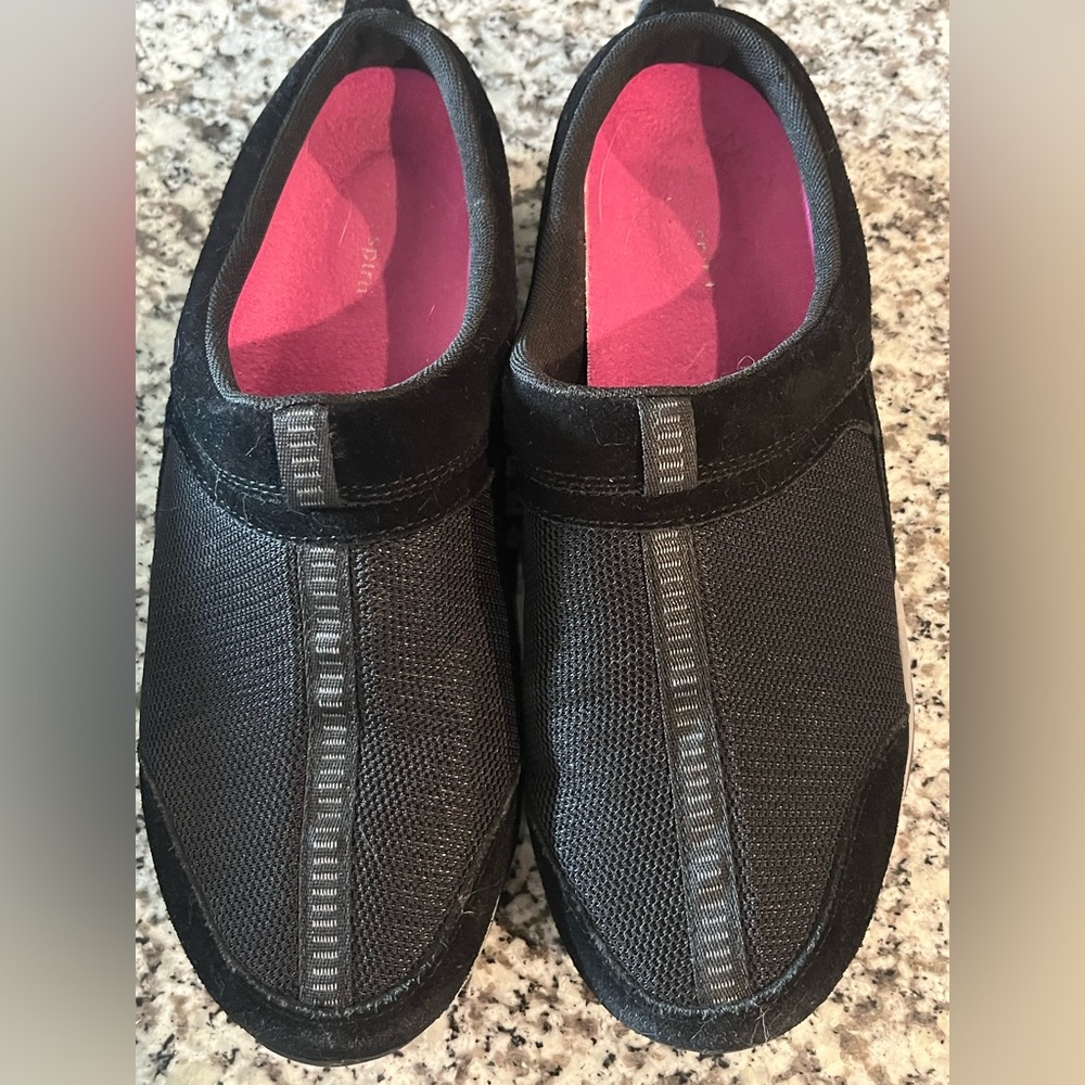 Easy Spirit Women's Ezcool Black Size 9.5